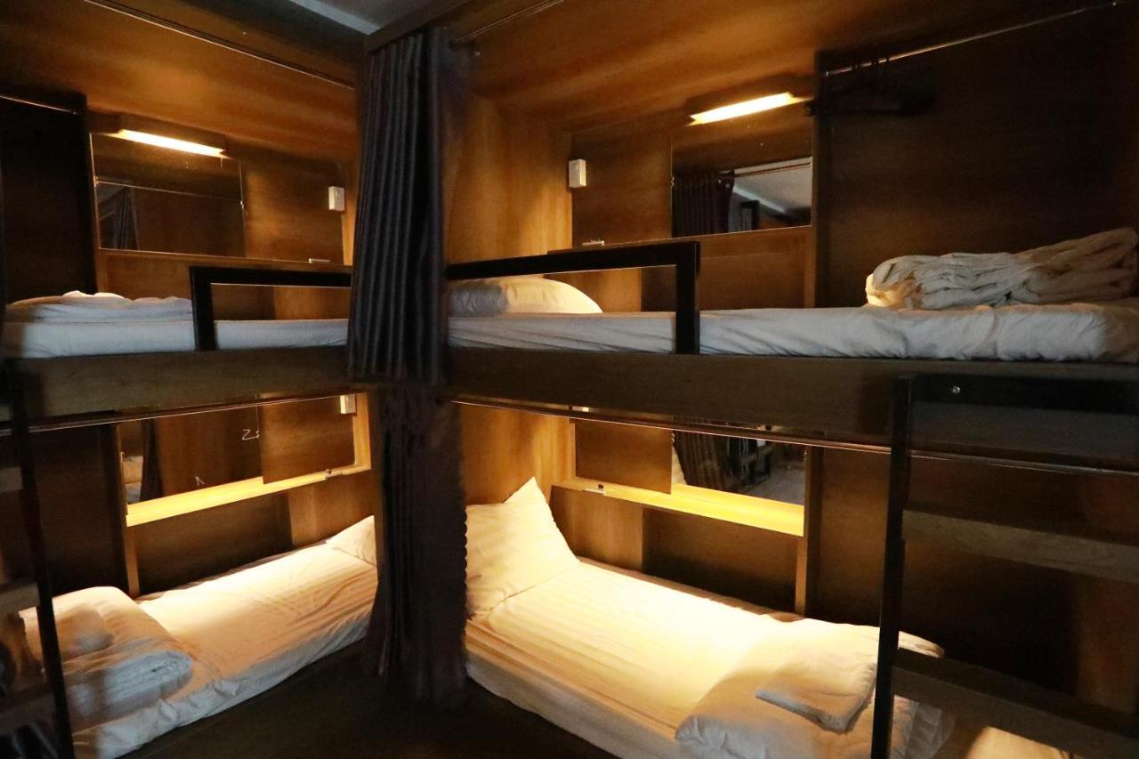 Bui Vien Street Hostel 호치민 외부 사진