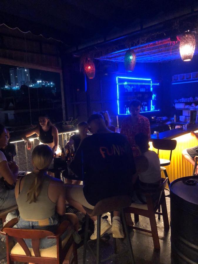 Bui Vien Street Hostel 호치민 외부 사진